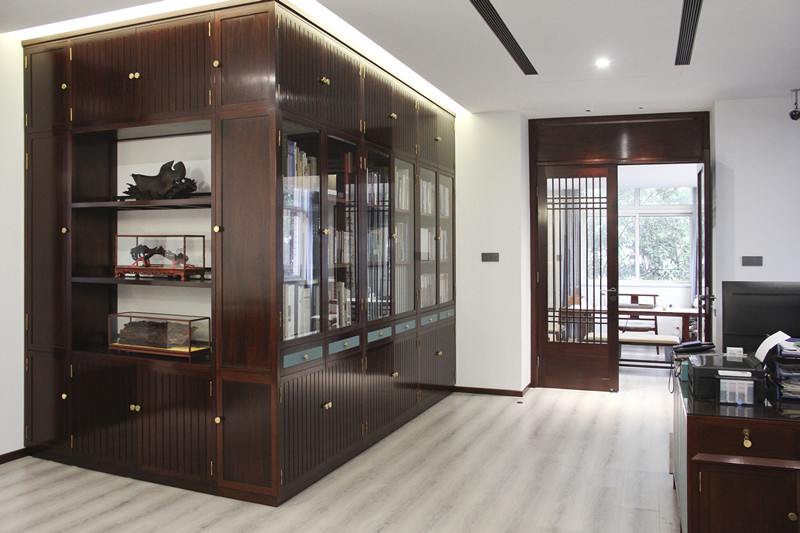 定制轉(zhuǎn)角書柜