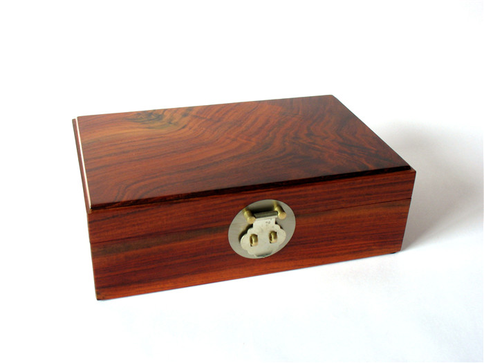 大紅酸枝獨(dú)板首飾盒